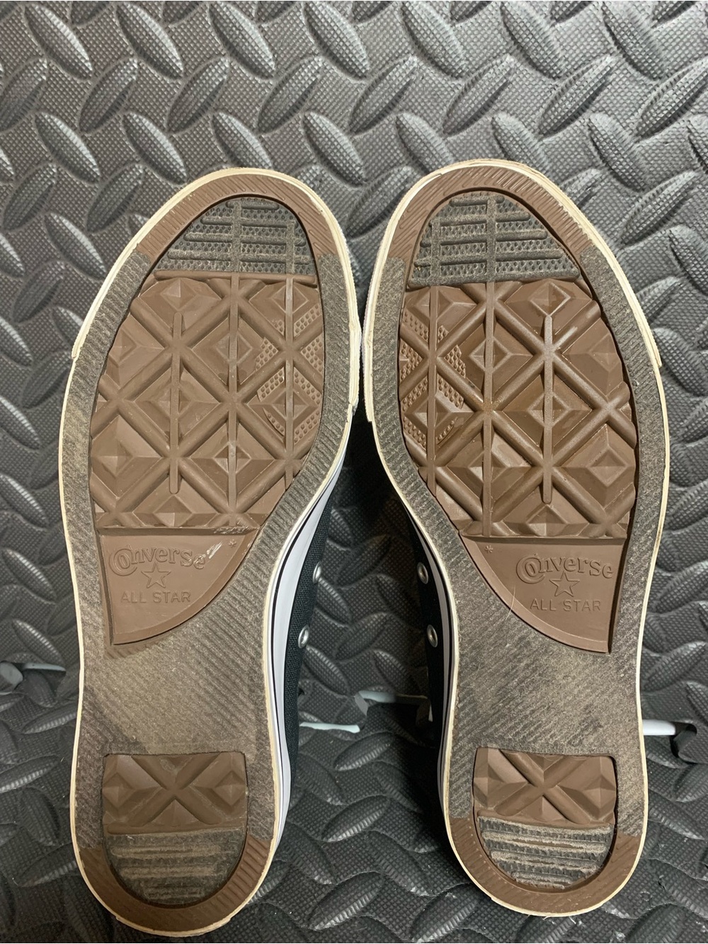 Converse Men’s/women’s Black Canvas Sneakers. Men size 6.5; women size 8.5